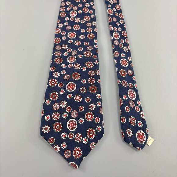 Wembley Navy / White / Red Floral Men's Tie 4" x 57" Vintage - Picture 2 of 3